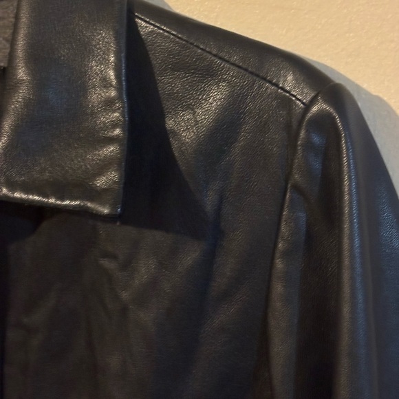 - Gap Vintage Soft Black Genuine Leather jacket size SMALL WOMEN - Picture 10 of 15
